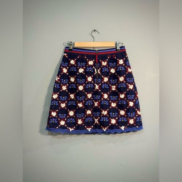 Navy Maeve Mayfair Beaded and Embroidered Skirt Size 4 EUC - Picture 4 of 7